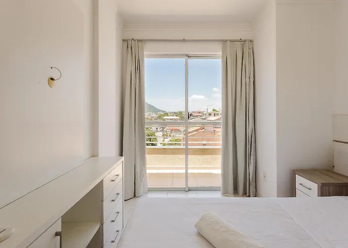 Apartamentos Com Piscina Em Floripa - Cac