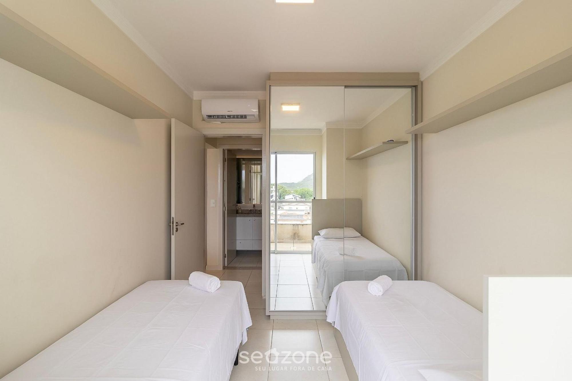 Com Piscina Em Floripa - Cac Florianopolis