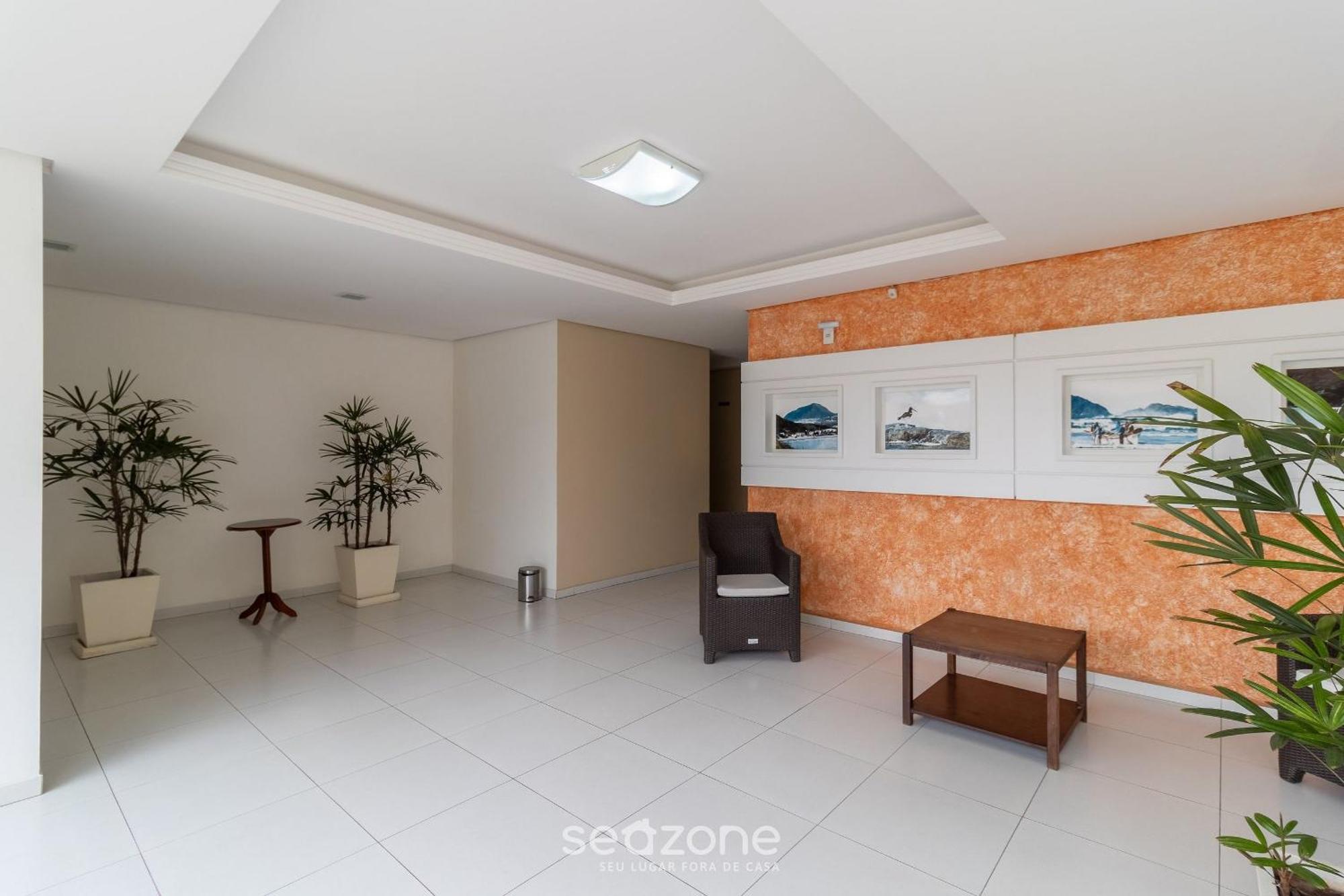 Com Piscina Em Floripa - Cac * Florianopolis
