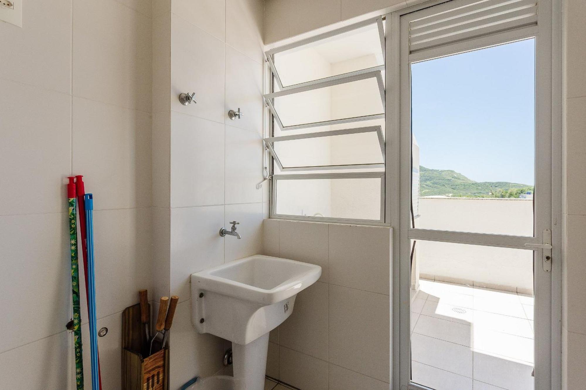 Com Piscina Em Floripa - Cac 公寓 *